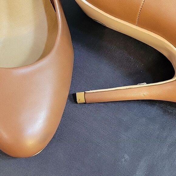 BRAND NEW RIVERBERRY ROUND TOE HIGH HEEL STILETTOS PUMP - Picture 12 of 13